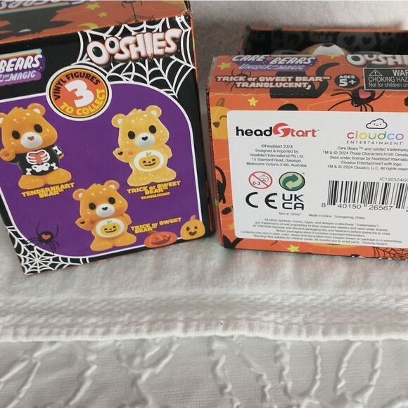 Ooshies Halloween Care Bears Duo - Picture 5 of 5